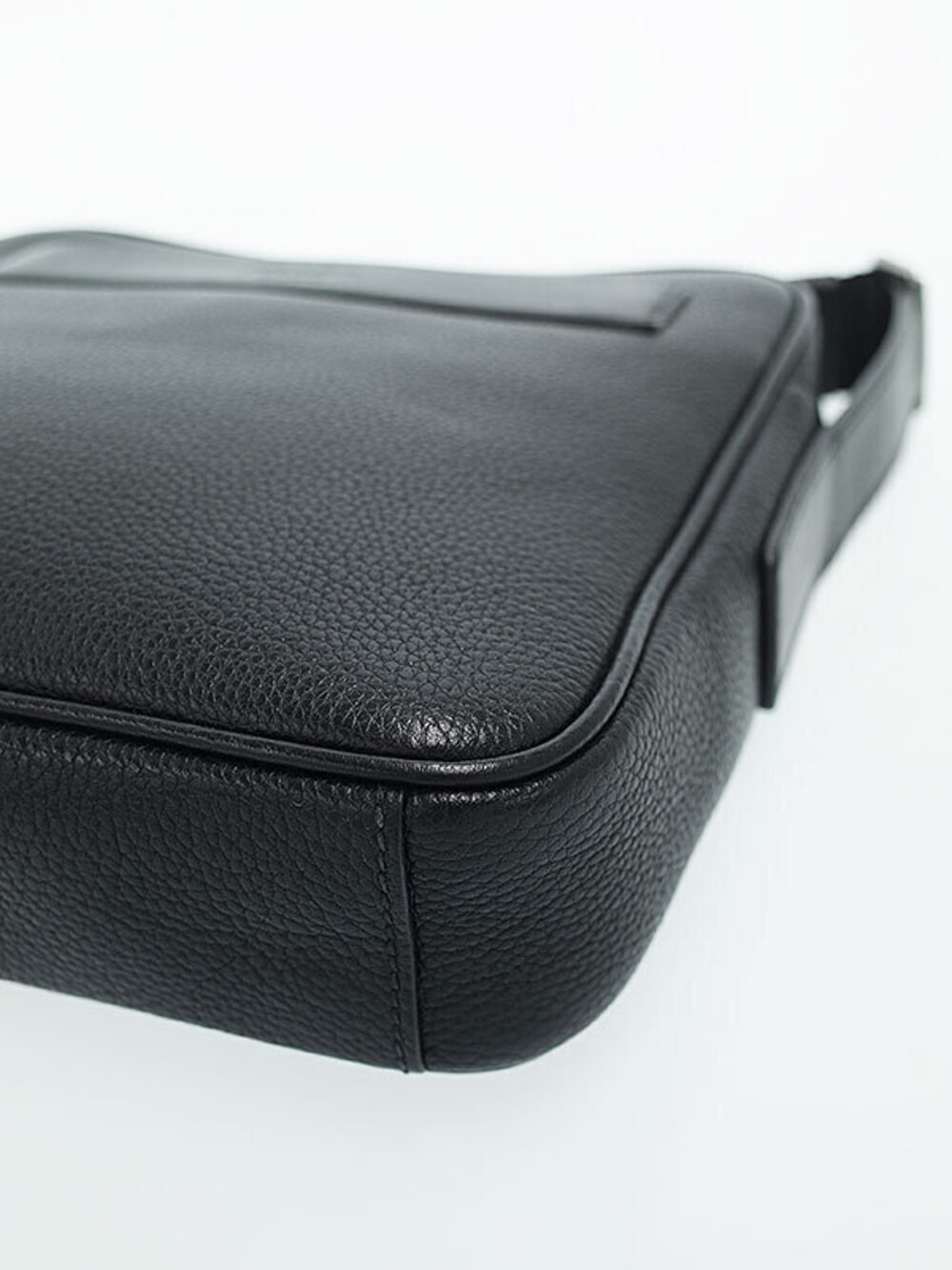 Prada embossed logo bag messenger leather Black - Picture 9 of 9